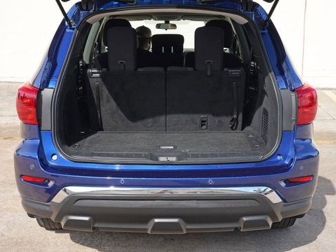 Used 2020 Nissan Pathfinder S FWD image 9