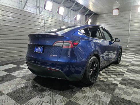 Used 2020 Tesla Model Y Long Range image 5