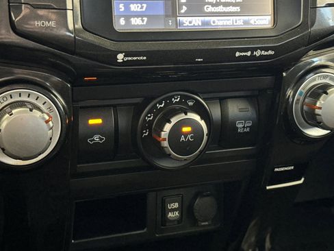 Used 2019 Toyota 4Runner TRD Off-Road AWD/4WD image 20