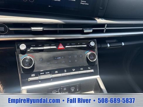 Used 2026 Hyundai Santa Fe SEL AWD/4WD image 24