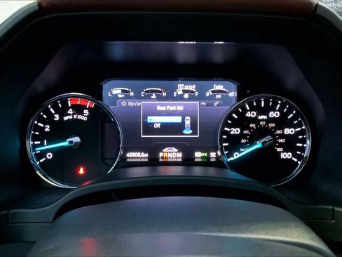 Used 2022 Ford F450 Platinum w/ FX4 Off-Road Package image 25