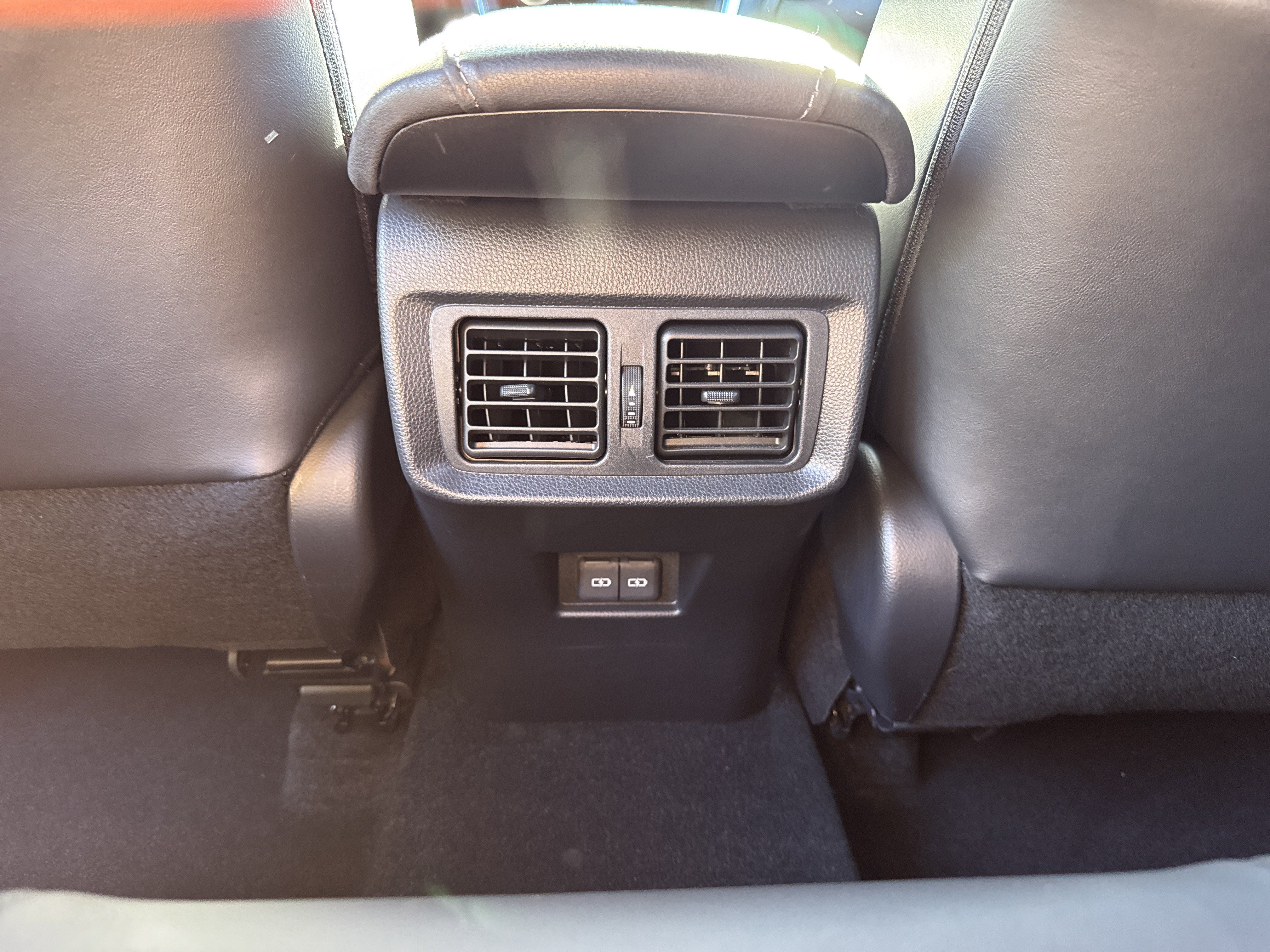 Used 2023 Toyota Venza Limited AWD/4WD image 22