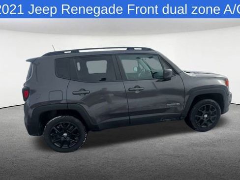 Used 2021 Jeep Renegade Latitude image 10