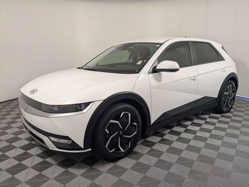 Used 2022 Hyundai Ioniq 5 SE w/ Cargo Package RWD image 2