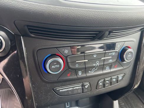 Used 2017 Ford Escape Titanium w/ Equipment Group 301A FWD image 6