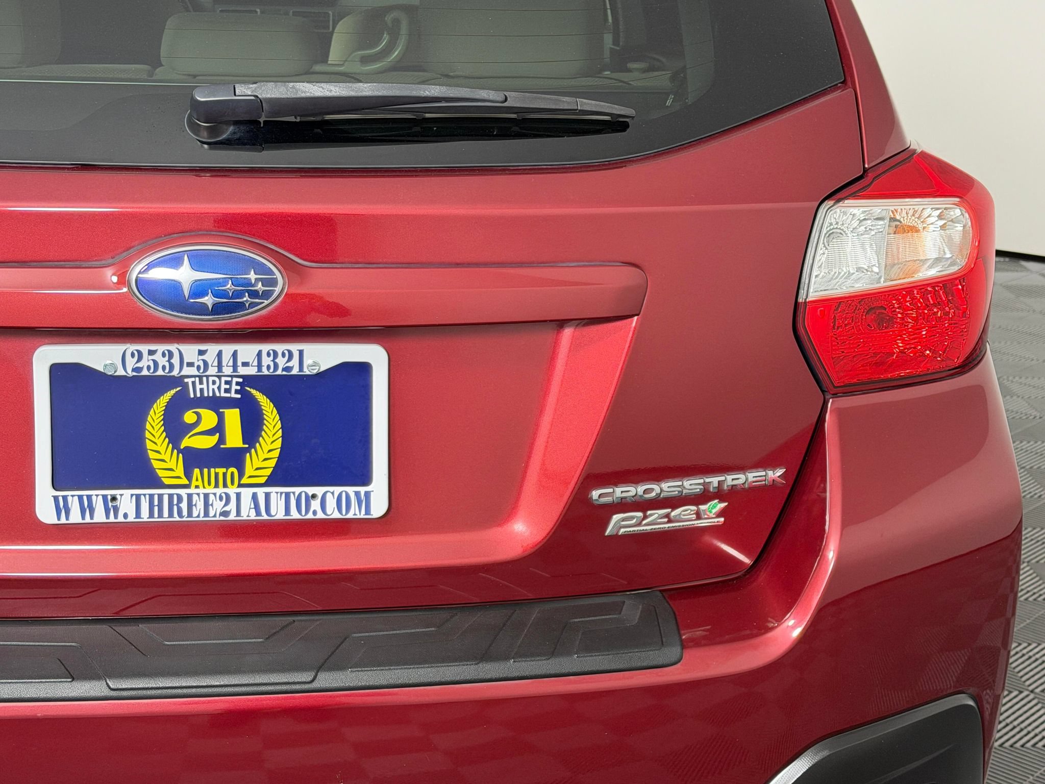 Used 2017 Subaru Crosstrek 2.0i Premium AWD/4WD image 11