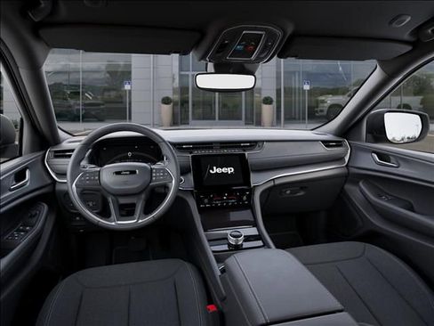 New 2026 Jeep Grand Cherokee L Laredo image 14