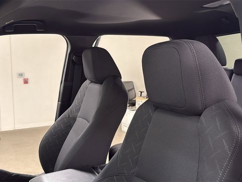 Certified 2024 Toyota Tacoma SR image 13