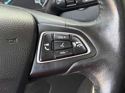 Used 2019 Ford EcoSport Titanium image 37