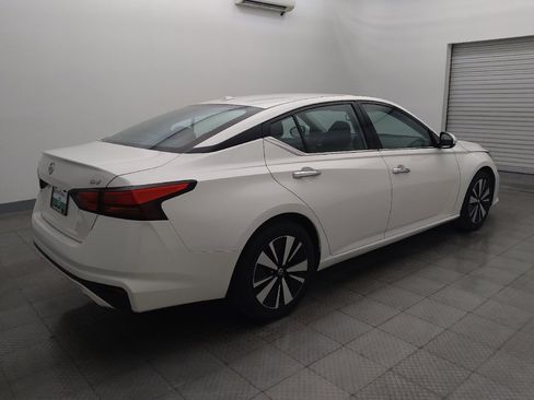 Used 2020 Nissan Altima 2.5 SV FWD image 10