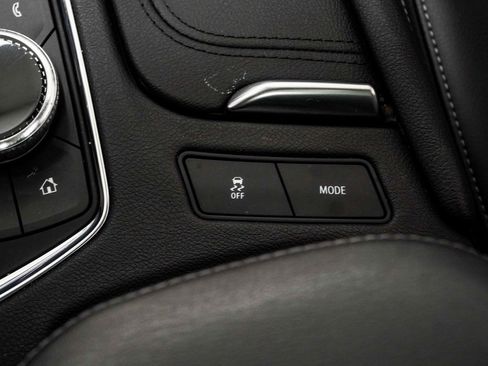 Used 2021 Cadillac XT6 Luxury image 18