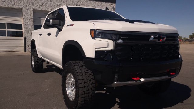 Used 2026 Chevrolet Silverado 1500 ZR2 AWD/4WD image 4