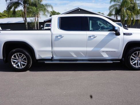 Used 2019 GMC Sierra 1500 SLT w/ SLT Premium Plus Package AWD/4WD image 11