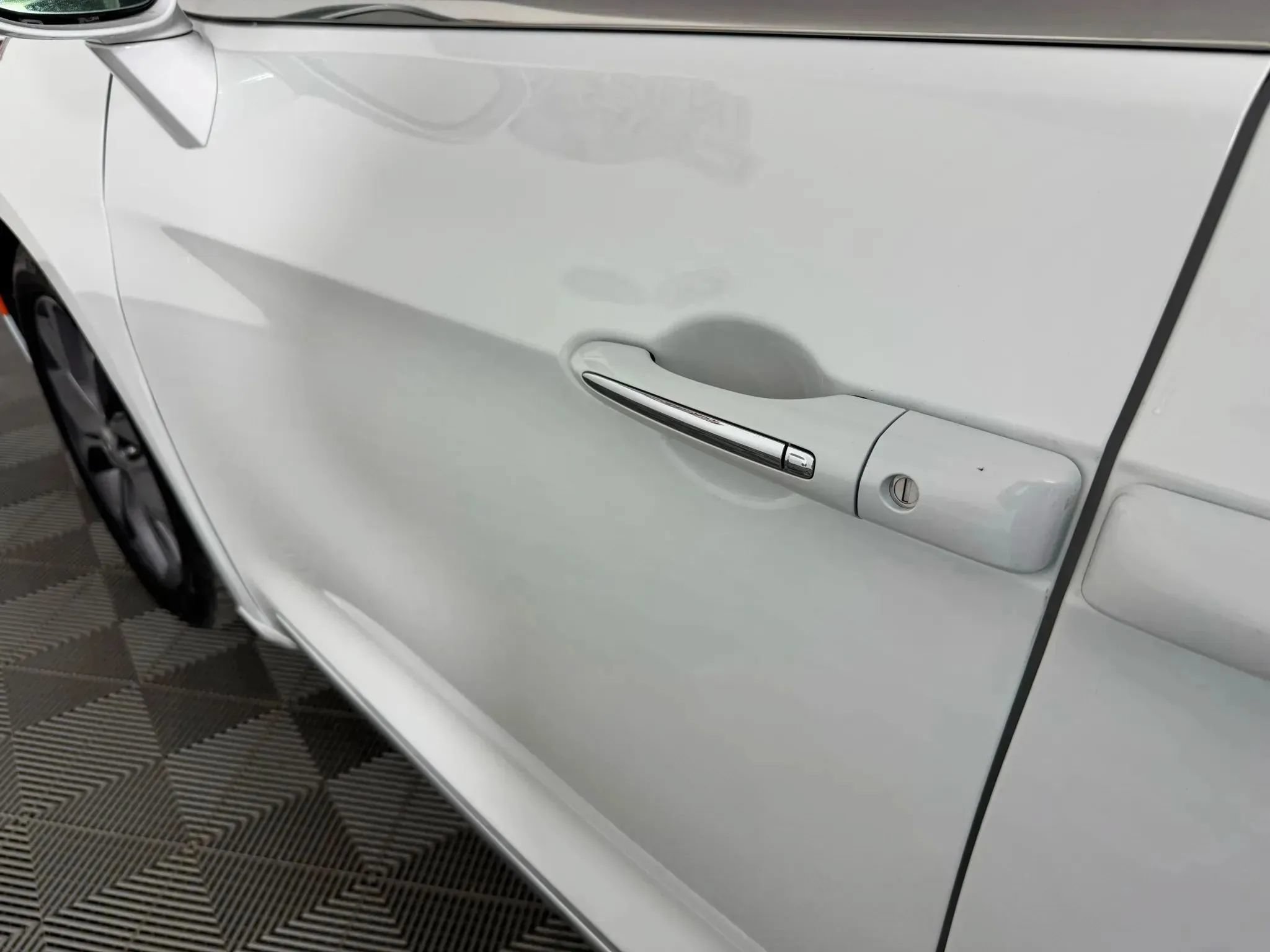 Used 2019 Chrysler Pacifica Limited FWD image 26