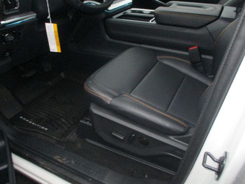 New 2026 Ford Expedition Tremor image 18