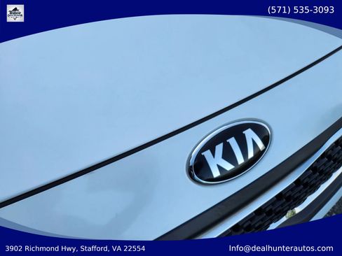 Used 2018 Kia Niro LX FWD image 5