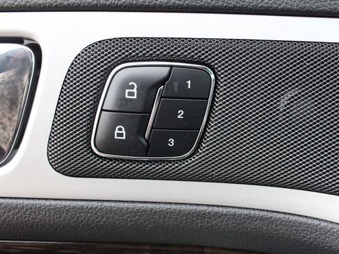Used 2015 Ford Explorer Limited w/ Equipment Group 302A AWD/4WD image 4