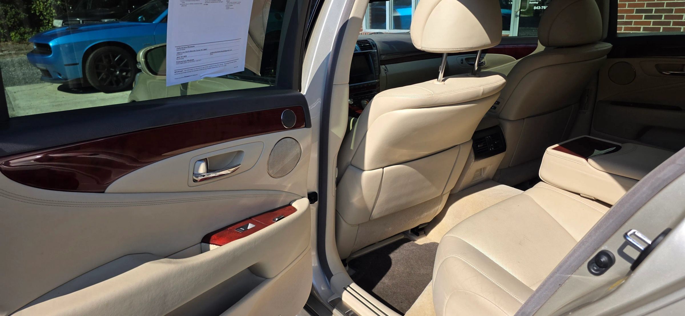 Used 2011 Lexus LS 460 w/ Luxury Value Edition RWD image 19