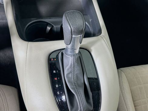 Used 2024 Honda HR-V LX image 24