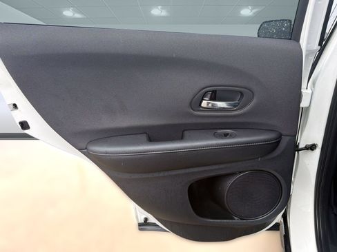 Used 2021 Honda HR-V Sport image 22