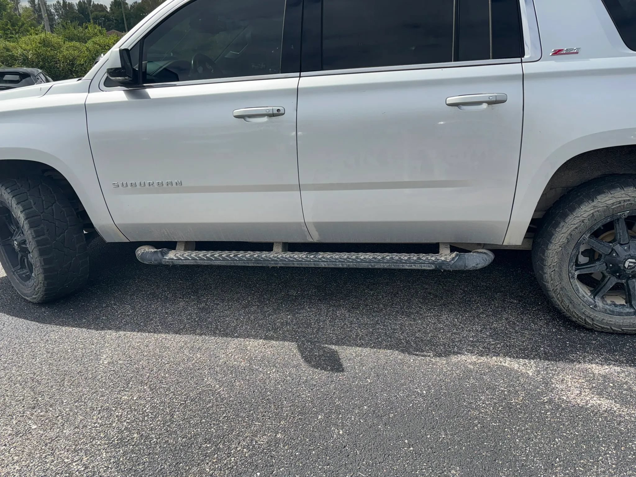 Used 2019 Chevrolet Suburban LT AWD/4WD image 6