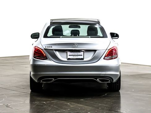 Used 2017 Mercedes-Benz C 300 Sedan image 4