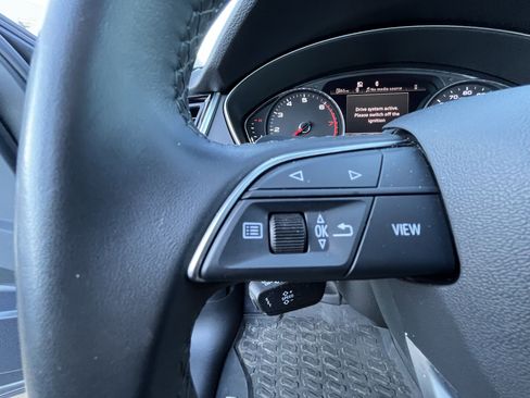 Used 2021 Audi Q5 Premium w/ Convenience Package image 21