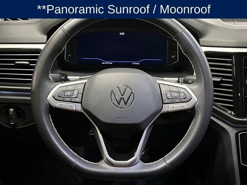 Used 2021 Volkswagen Atlas SEL Premium image 9