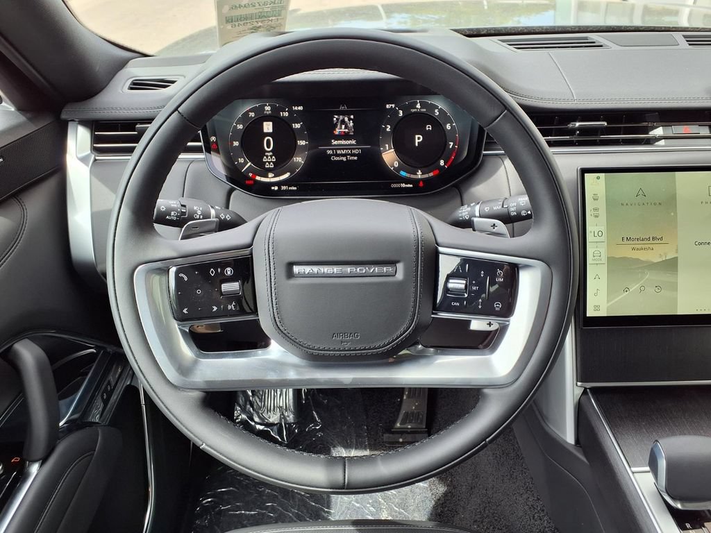 New 2026 Land Rover Range Rover Long Wheelbase SE AWD/4WD image 15