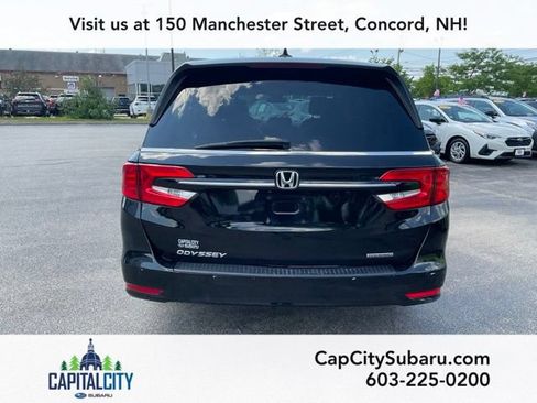 Used 2023 Honda Odyssey Touring image 5