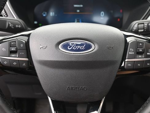 Used 2024 Ford Escape Platinum AWD/4WD image 30