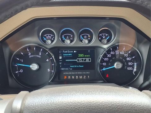Used 2014 Ford F250 Lariat w/ Lariat Interior Package AWD/4WD image 26