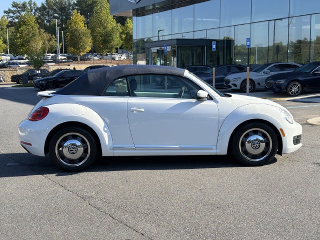Used 2016 Volkswagen Beetle 1.8T Denim FWD image 9