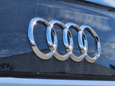 Used 2024 Audi Q5 e Premium Plus AWD/4WD image 26