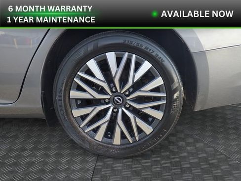 Used 2024 Nissan Altima 2.5 SV image 33