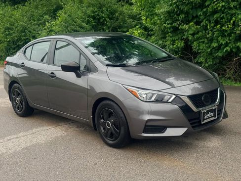 Used 2020 Nissan Versa S FWD image 24