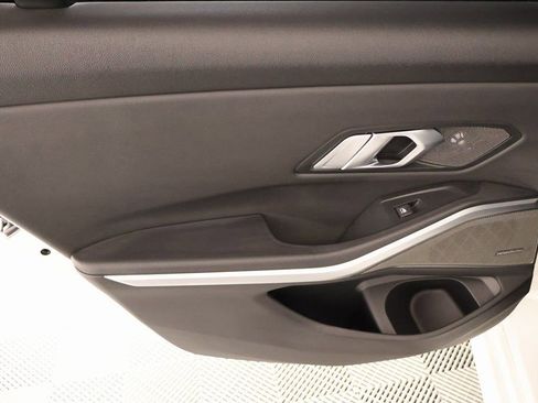 Used 2021 BMW 330e w/ Convenience Package image 18