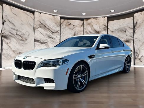 Used 2014 BMW M5 RWD image 4
