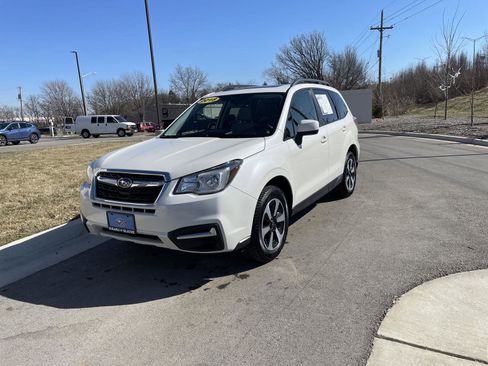 Used 2018 Subaru Forester 2.5i Premium w/ All-Weather Package image 15