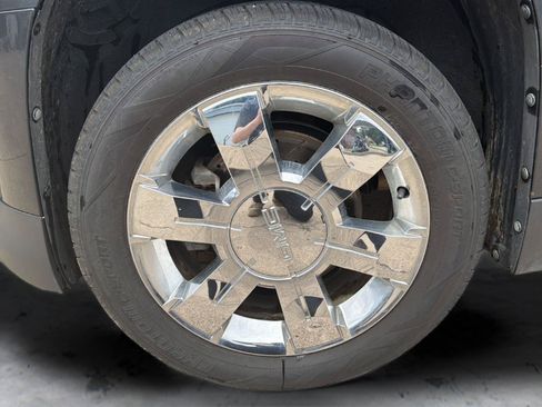 Used 2010 GMC Terrain SLT AWD/4WD image 15