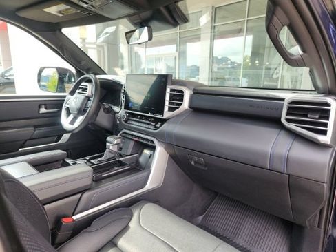 Used 2023 Toyota Tundra Platinum AWD/4WD image 28