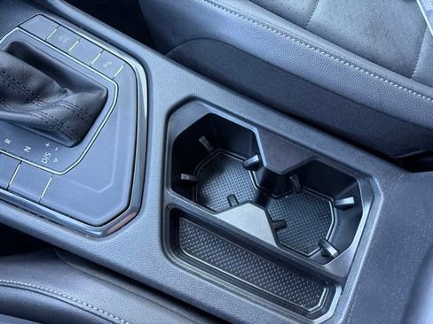 Certified 2020 Volkswagen Tiguan SEL image 20