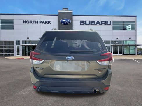 Used 2022 Subaru Forester Wilderness w/ Wilderness Package AWD/4WD image 4