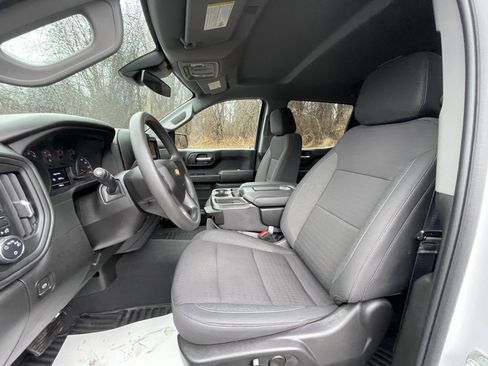 Certified 2024 Chevrolet Silverado 1500 Custom image 26