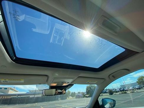 Used 2021 Honda Accord Touring image 19