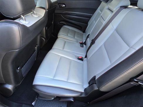 Used 2024 Dodge Durango GT image 9