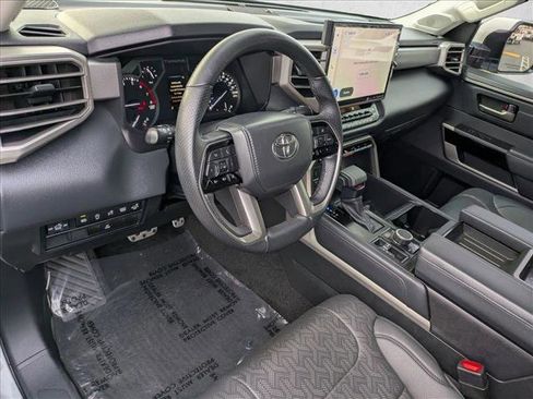 Used 2022 Toyota Tundra Limited image 10