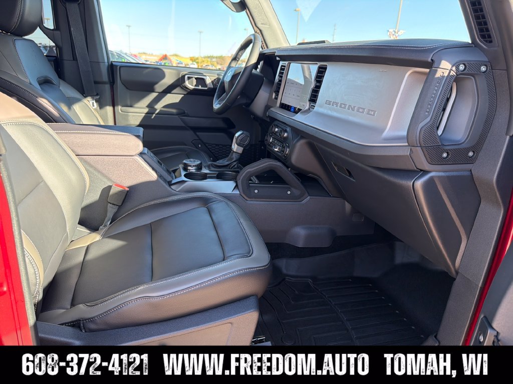 Used 2026 Ford Bronco Outer Banks w/ Sasquatch Package AWD/4WD image 36