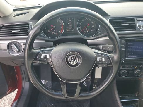 Used 2017 Volkswagen Passat 1.8T R-Line image 21