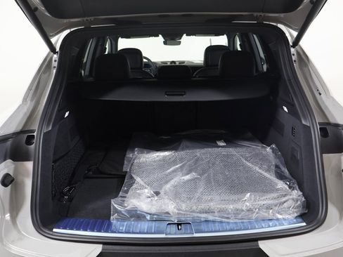 New 2026 Porsche Cayenne E-Hybrid image 31